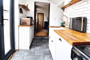 CHAPEL ROAD- click for photo gallery